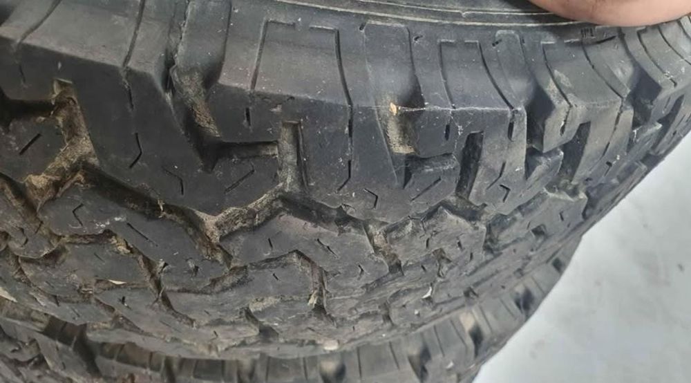 Cauciucuri All-Terain Equipe