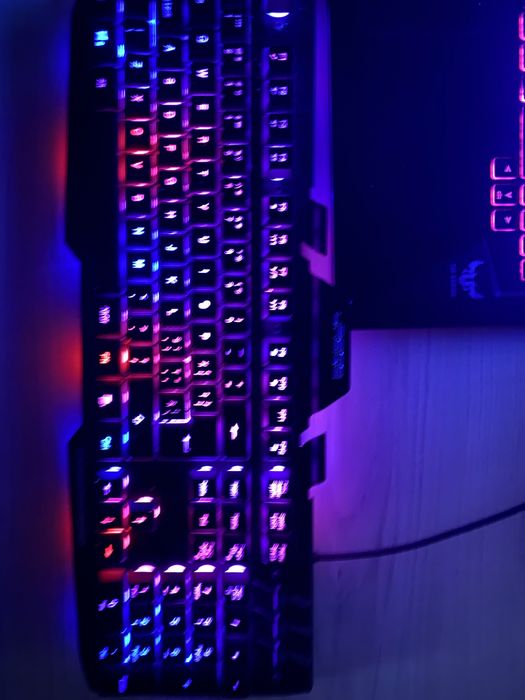 Vand tastatura cyberboard