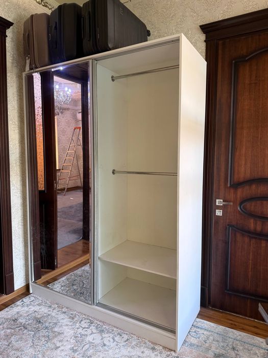 Продается шкаф купе в хорошем состоянии