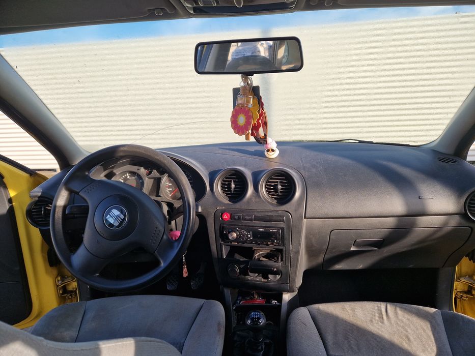 Vand Seat Ibiza 1.4 benzina
