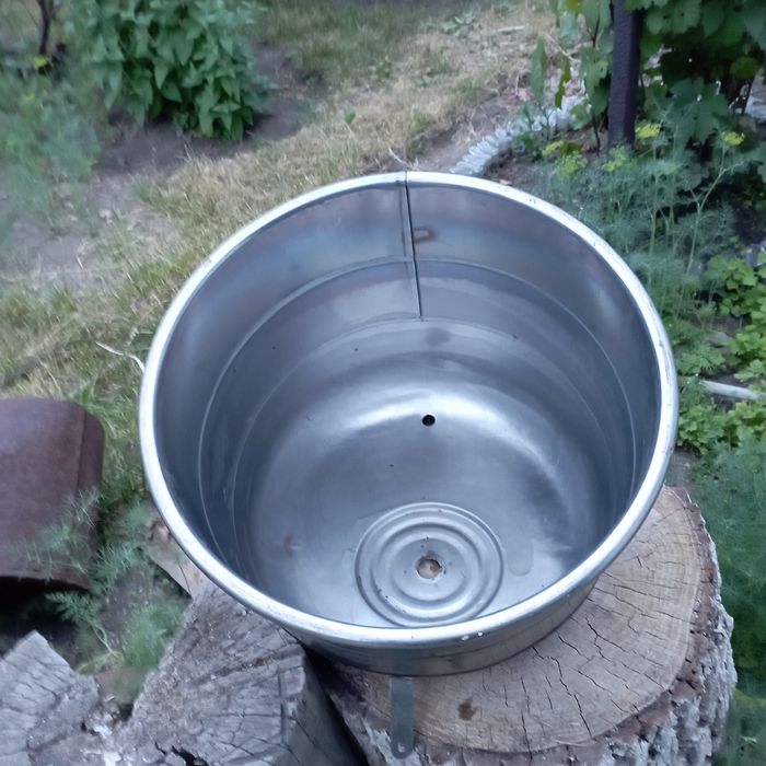Оцинкованная емкость