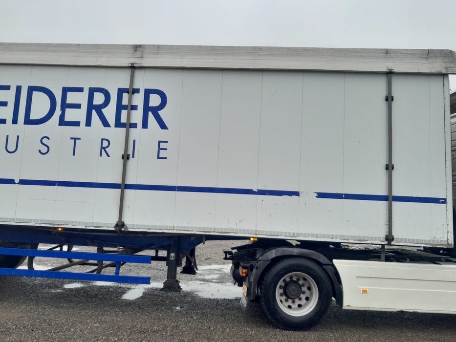 Semiremorcă vagon Walkingfloor Schmitz