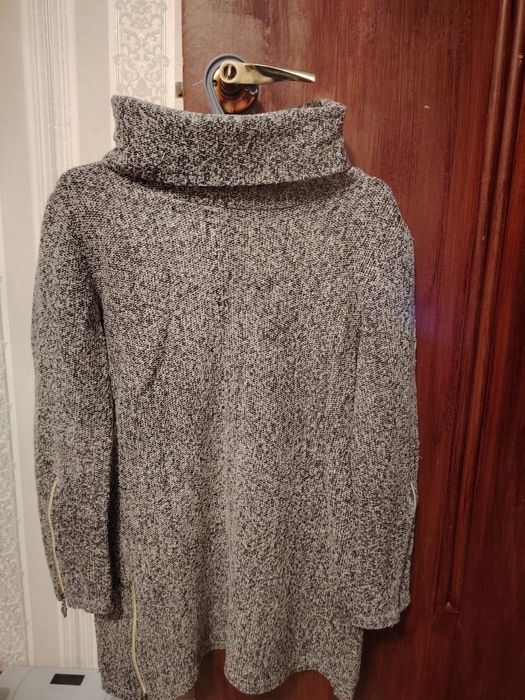 Платья и блузки женские