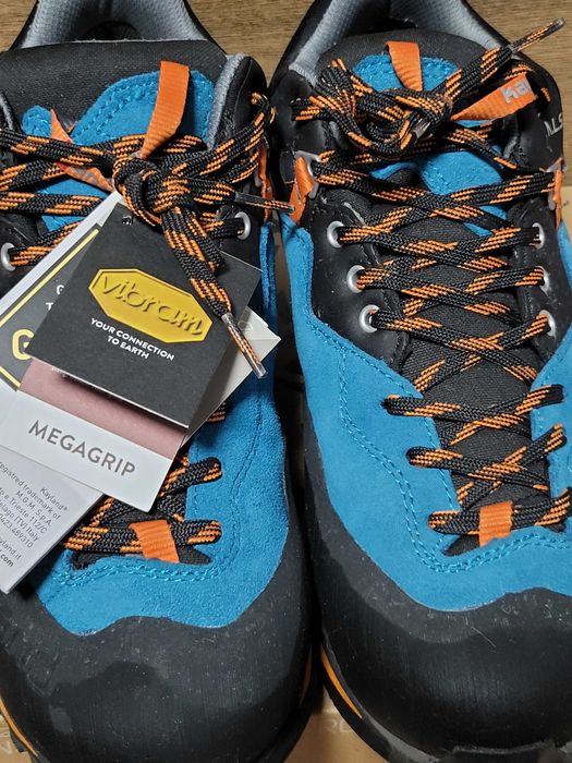 Hiking обувки KEYLAND