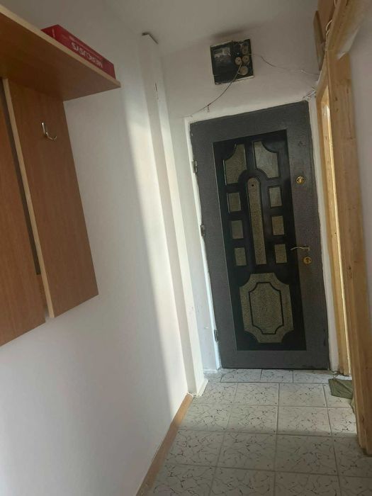 Inchiriez apartament 2 camere