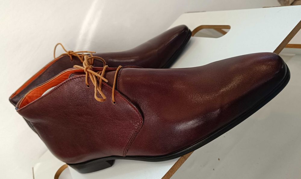 Ghete de lux 44 GREVE NOI lucrate manual piele naturala moale