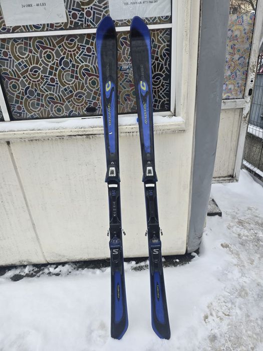 Schiuri și clăpari de vânzare