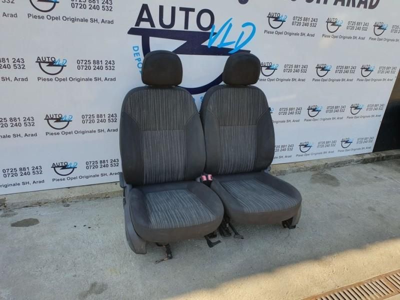 Scaune fata stanga dreapta material textil Opel Astra J