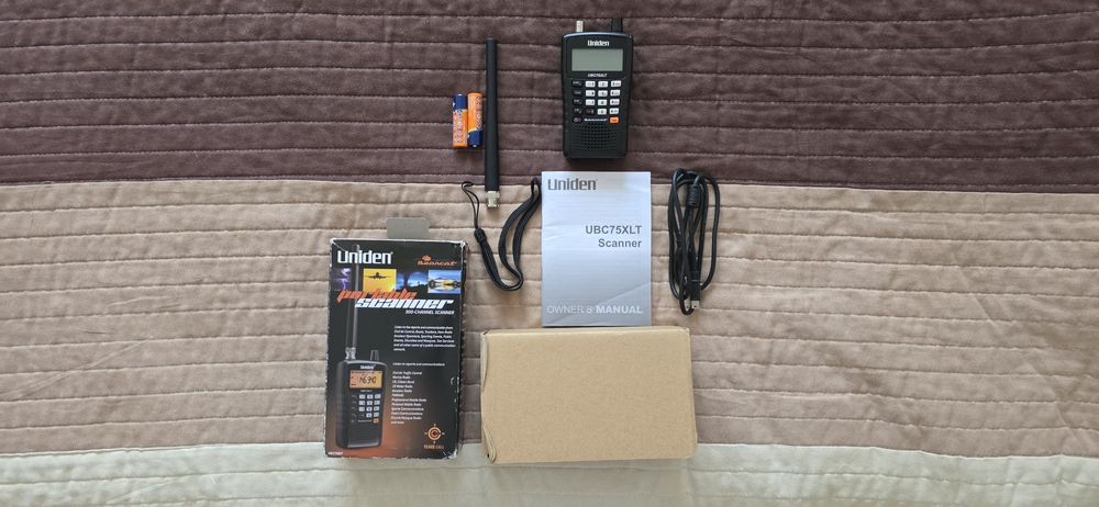 Scanner Radio Scaner Radio Uniden Bearcat UBC75XLT