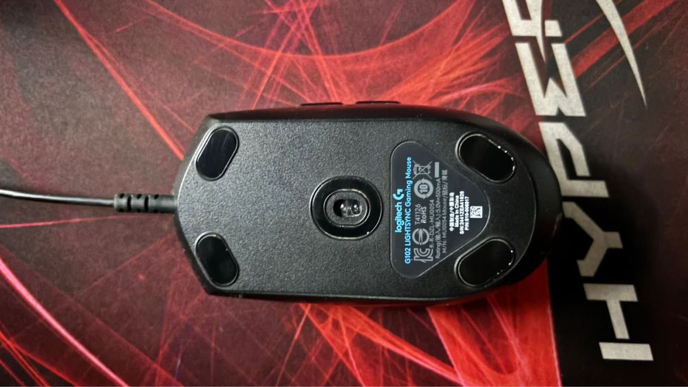 Logitec g102 и HyperX Pulsefire Surge (модель HX-MC002B).