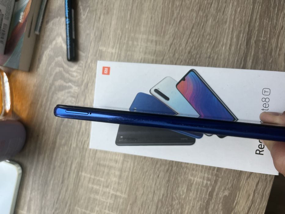 Продавам Xiaomi Redmi Note 8T