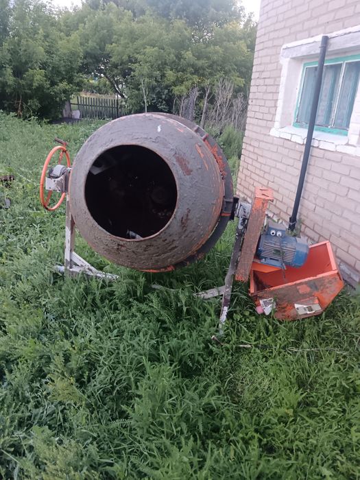 Продам бетономешалку