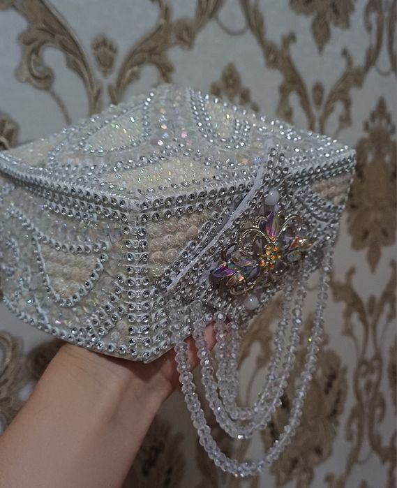 Bejirim dòppi toshli