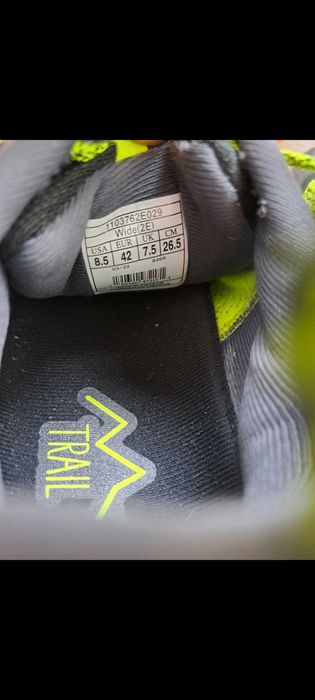 adidasi brooks cascadia 16