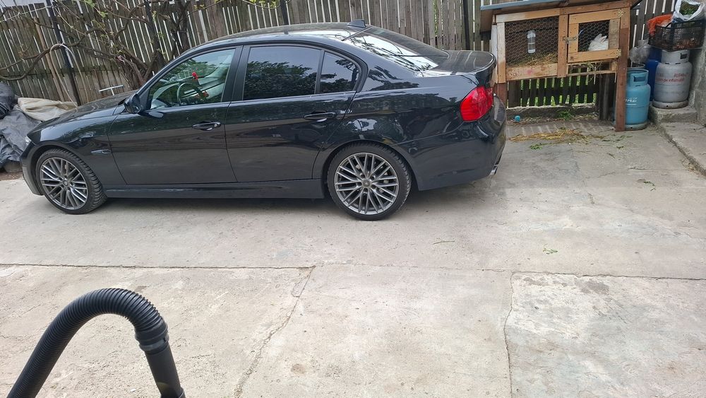 BMW  Seria 3 pachet m  177 cai
