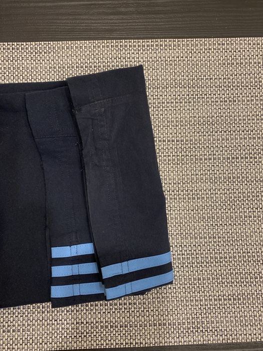 Pantaloni trening cu dimensiunile afisate mai jos