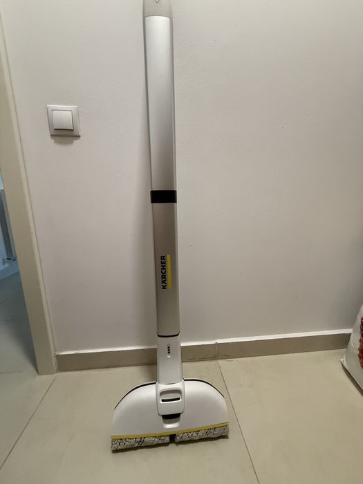 Mop electric KARCHER EWM 2 + 2 perii noi