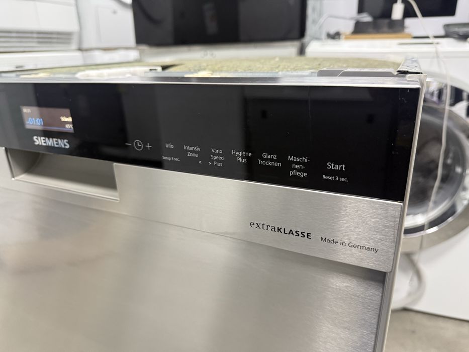 Съдомиялна машина за полу вграждане Siemens Zeolith  ExtraKlasse