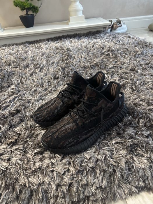 Yeezy 350 V2 MX Rock