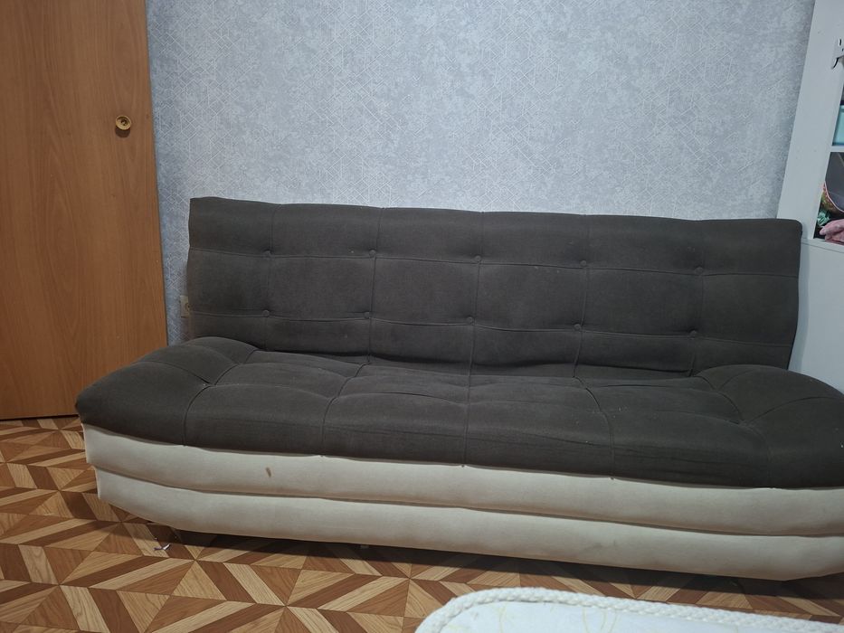 Продам диван в хорошем состоянии