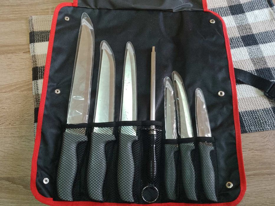 Комплект ножове с точило