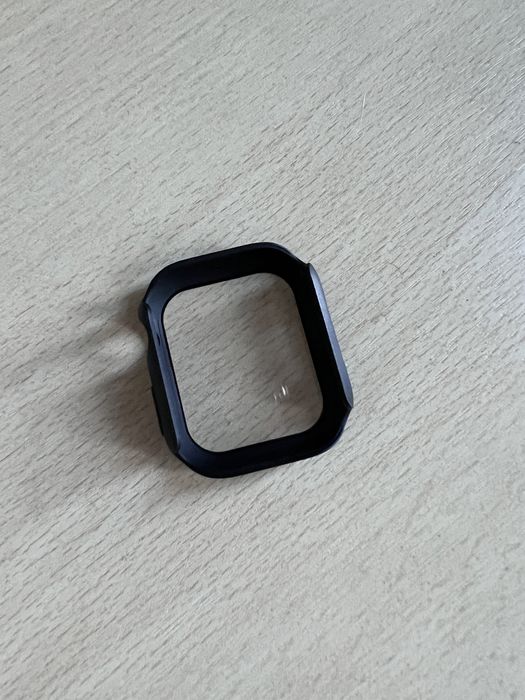 Черен предпазващ кейс за Apple Watch 41 mm