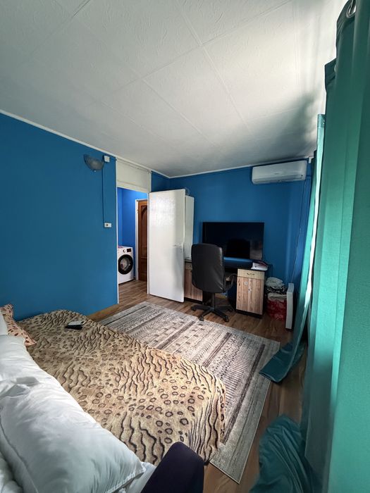 Vand apartament cu doua camere