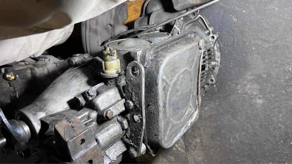 Коробки на мерс разный обьем