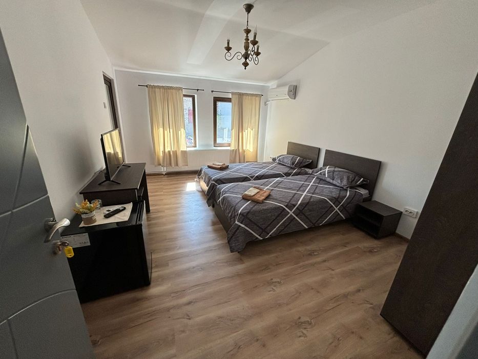 Cazarea muncitori săptămânal