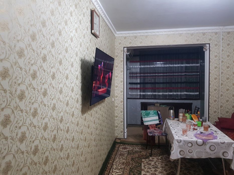 Продается 4х комнатная квартира 89 кв.м. 2 этаж 4х этажка , панель