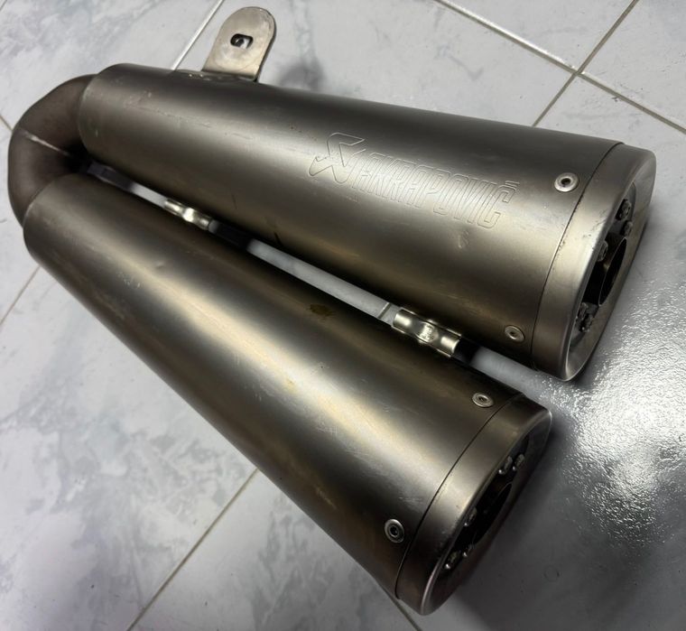 Оригинален ауспух Akrapovic за BMW R NineT