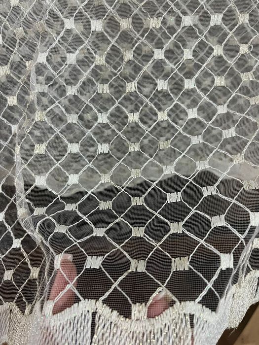 Продам тюль в гостинную