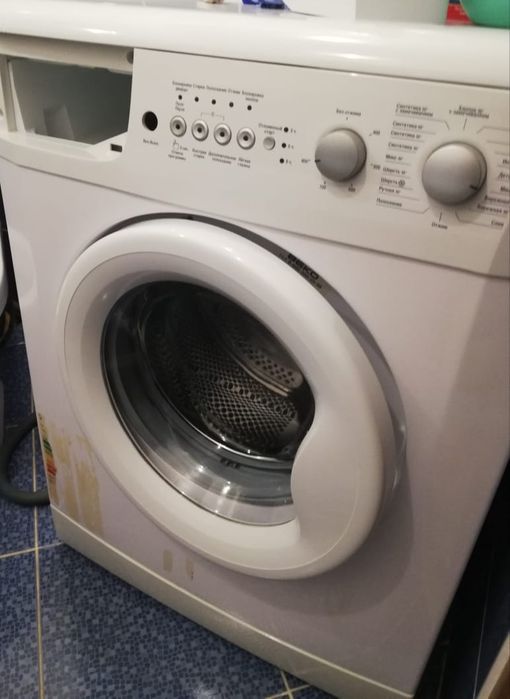 Продам стиральную машину