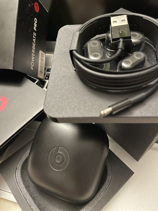 Casti PowerBeats PRO