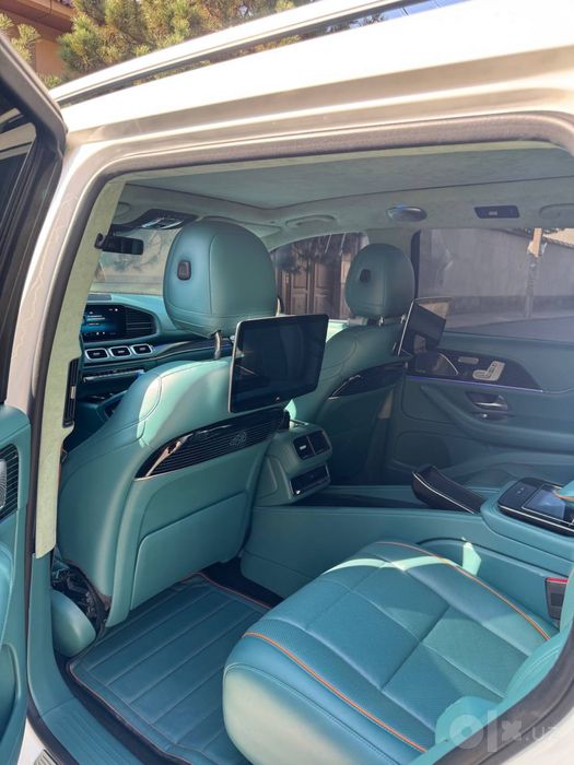 Mercedes benz GLS 450