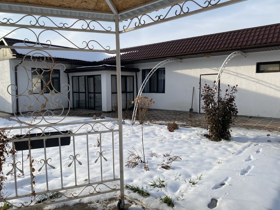 Продается дом пос.Кызыл Кайрат