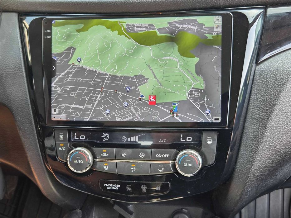 Продавам Радио,carplay и стойка за телефон на   Nissan Qashqai j11
