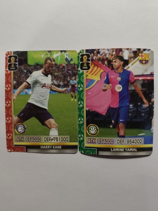 Продаю карточки футболистов Чемпионат мира 2026.