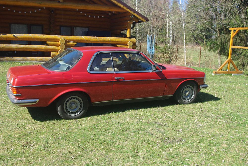 Vand MERCEDES-BENZ W123 280 CE coupe din 1977 cobra VEHICUL ISTORIC
