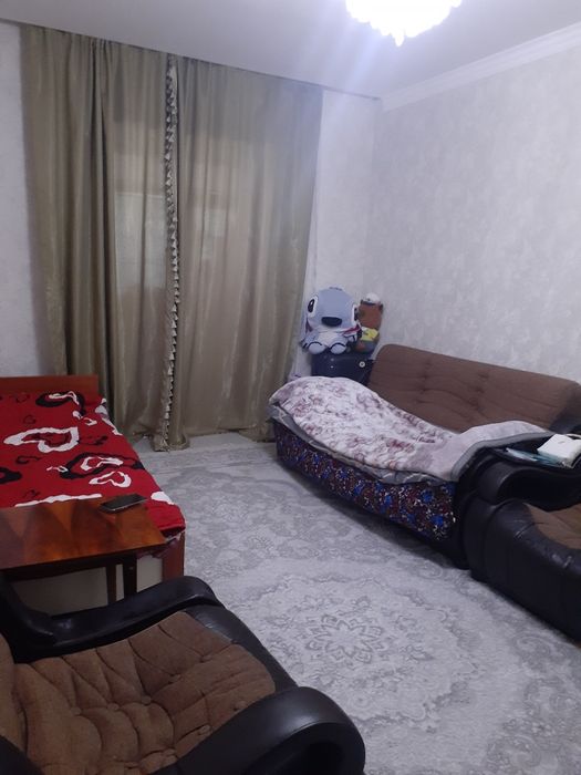 Orgiya guruhlarining pornografik fotosuratlari galereyasi