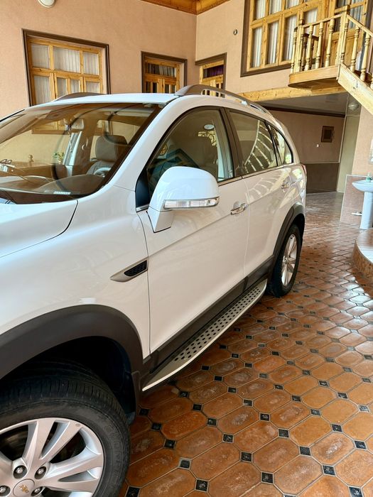 Shaxsiy avtomobil sotiladi — Chevrolet Captiva LTZ 2014-yil.
Mashina j