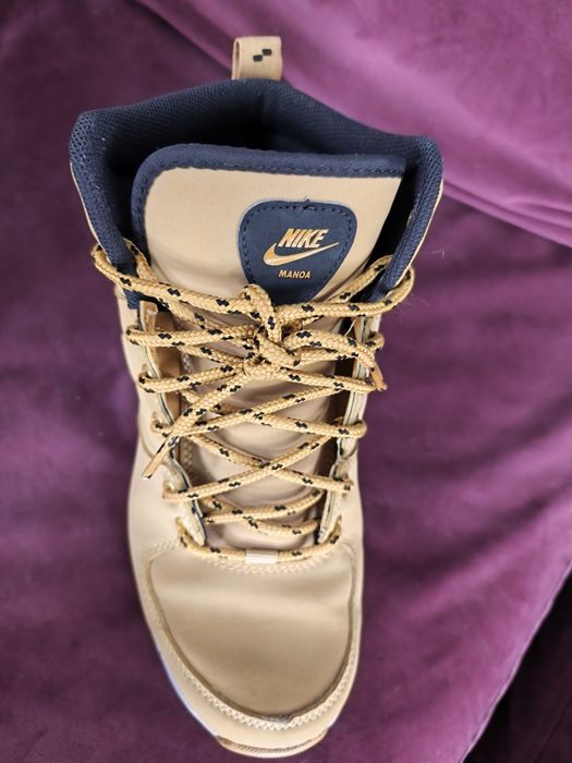 Ghete Nike culoare Camel