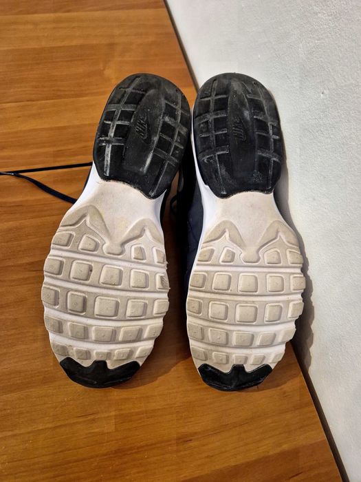 Маратонки Nike air MAX lnvigor номер 46