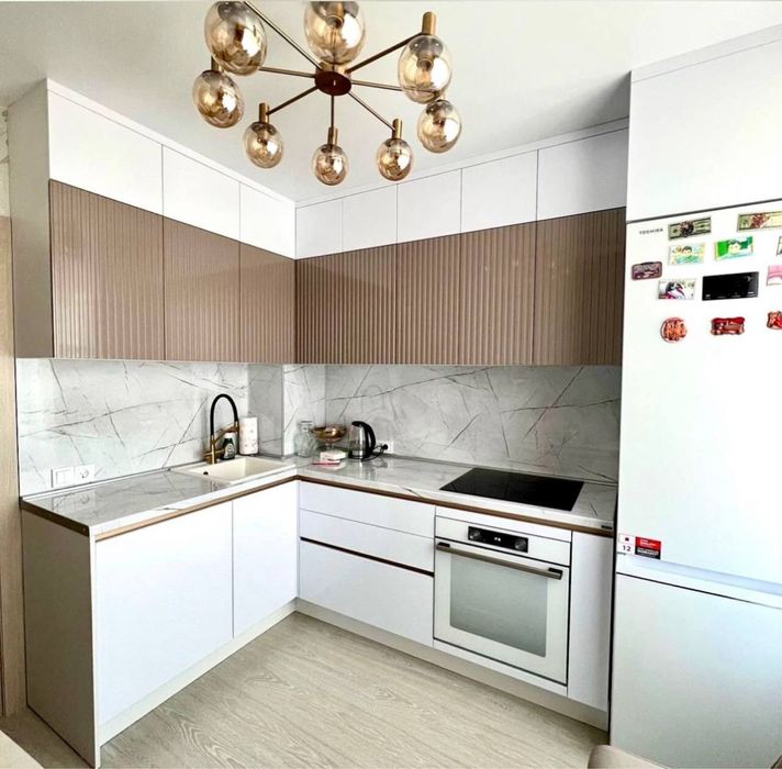 Изготавливаем на заказ:  кухонные столешницы и т.д