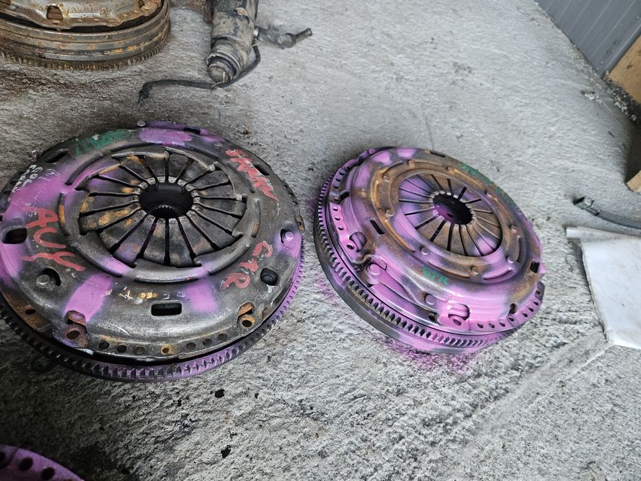 Ambreiaj Sharan 1.9 116 131 cai