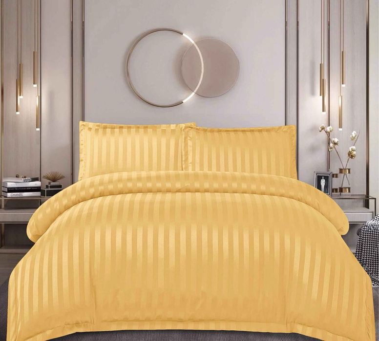 Lenjerie de pat Damasc Pucioasa