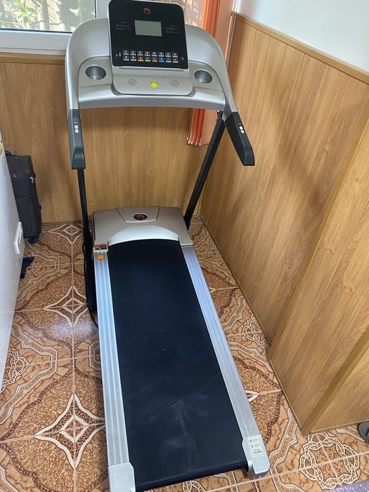 Bandă de alergat Bodyfit A2000
