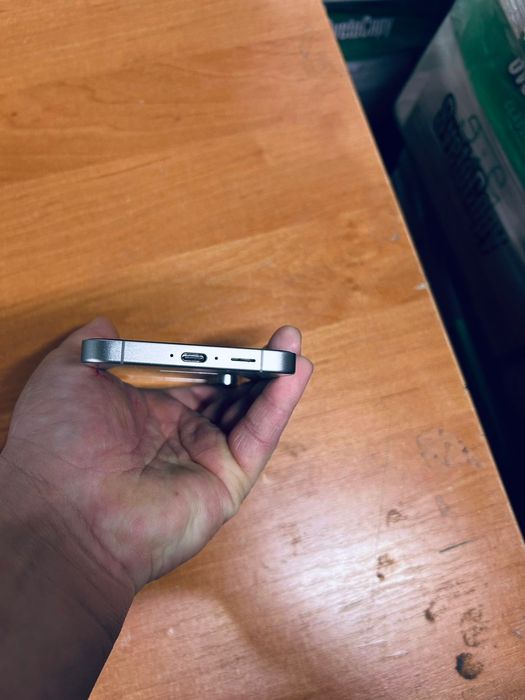 Самсунг S 24 fe сатылады.