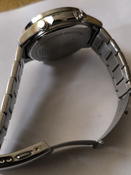 Часовник edifice