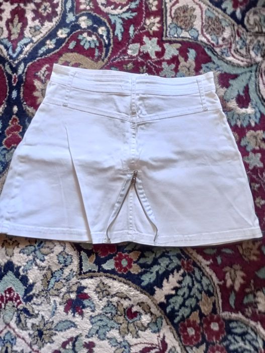 Pantaloni scurți blug